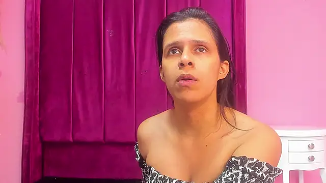 mitzukywinteer online show from 10, 4, 2026