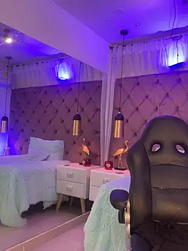 Auri   online show from 28, 3, 2026