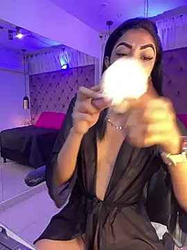 Auri   online show from 17, 6, 2026