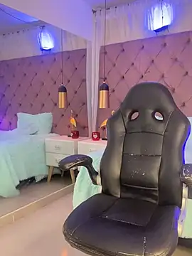 Auri   online show from 14, 3, 2026