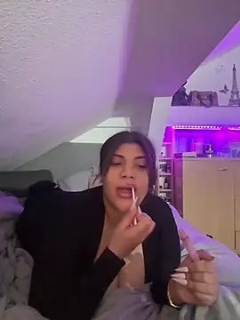 MinaKhalina online show from 18, 1, 2026