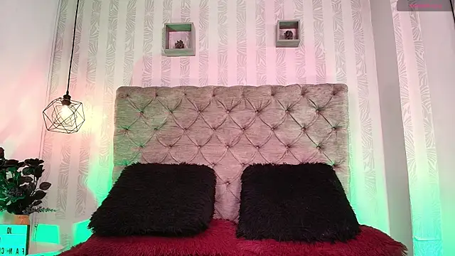 Snapshot of 4L3JX chatting on 8, 7, 2026 4L3JX online show from 8, 7, 2026