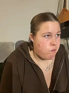 justsomeoneuknow online show from 17, 2, 2026