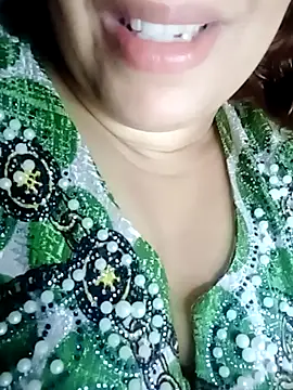 Naughty-Yousra online show from 28, 2, 2026