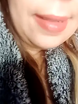 Naughty-Yousra online show from 6, 3, 2026