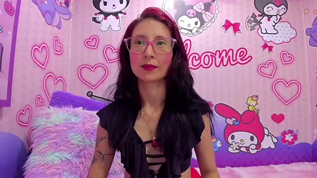 Snapshot of zaira_skinny chatting on 19, 6, 2026 zaira skinny online show from 19, 6, 2026