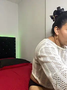 Helena-Paola online show from 7, 6, 2026