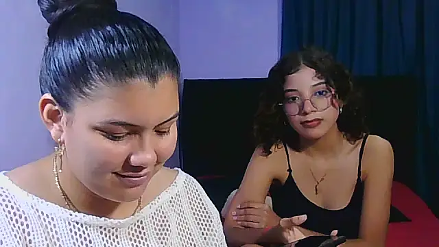 Helena-Paola online show from 13, 3, 2026