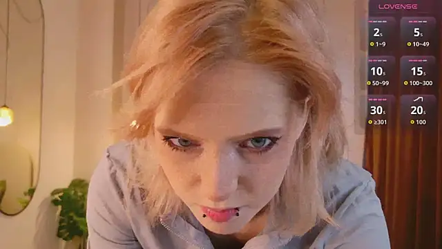 MoonlightAsuna online show from 5, 2, 2026