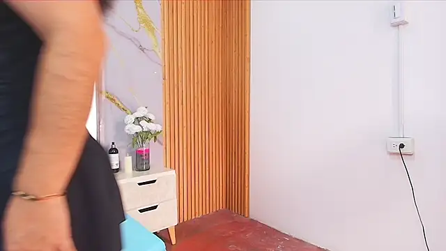 CrystallGomes online show from 19, 4, 2026