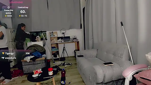 VictoriaHoneyy online show from 17, 5, 2026