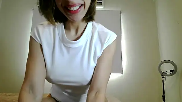 Snapshot of Florvelvetrose chatting on 8, 7, 2026 Florvelvetrose online show from 8, 7, 2026