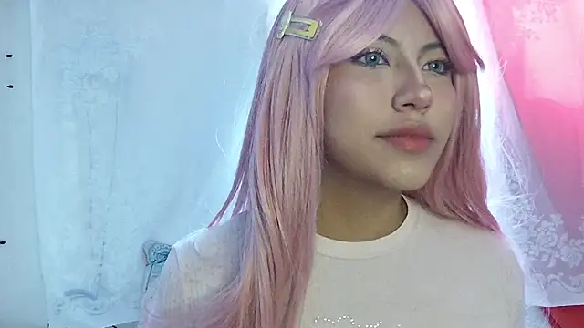 Snapshot of Spoiled_starlily chatting on 4, 8, 2026 Spoiled starlily online show from 4, 8, 2026