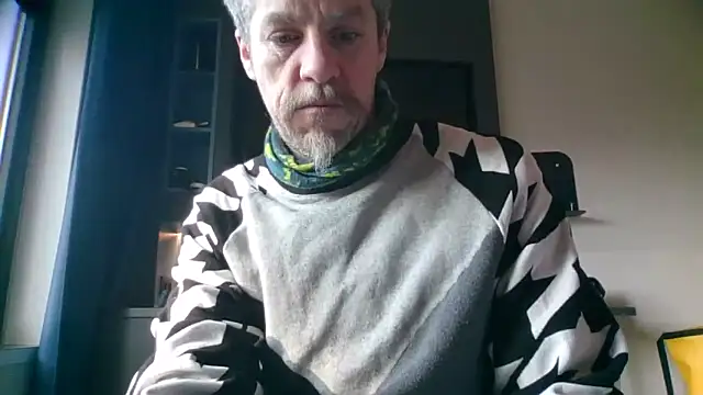 Snapshot of chiichii23 chatting on 1, 2, 2025 chiichii23 online show from 1, 2, 2025