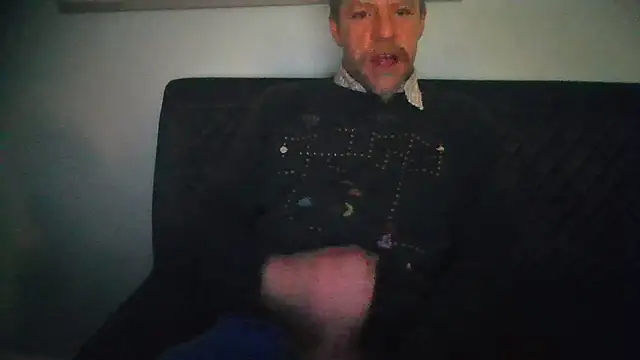 Snapshot of chiichii23 chatting on 26, 2, 2025 chiichii23 online show from 26, 2, 2025