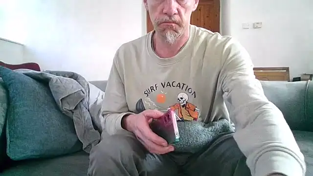 Snapshot of chiichii23 chatting on 9, 11, 2025 chiichii23 online show from 9, 11, 2025