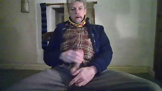 Snapshot of chiichii23 chatting on 19, 11, 2025 chiichii23 online show from 19, 11, 2025