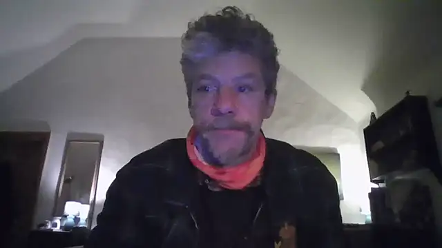 Snapshot of chiichii23 chatting on 29, 10, 2025 chiichii23 online show from 29, 10, 2025