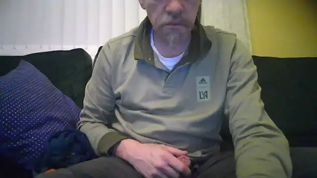 Snapshot of chiichii23 chatting on 11, 1, 2025 chiichii23 online show from 11, 1, 2025