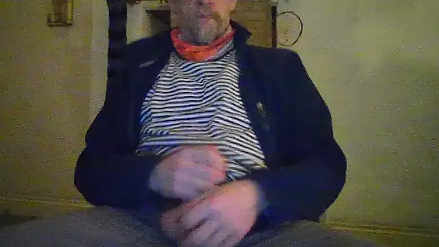 Snapshot of chiichii23 chatting on 24, 11, 2025 chiichii23 online show from 24, 11, 2025