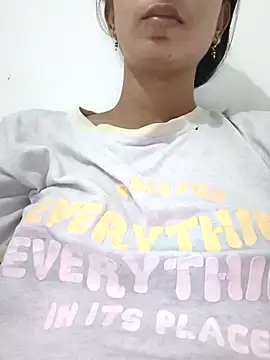 Cute-Natashaa online show from 3, 5, 2026
