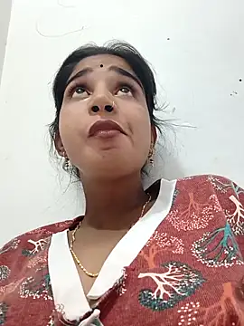 Cute-Natashaa online show from 10, 3, 2026