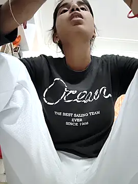 Cute-Natashaa online show from 12, 2, 2026