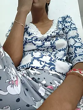 Cute-Natashaa online show from 4, 5, 2026