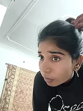 Cute-Natashaa online show from 7, 3, 2026