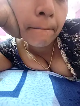 Hot-Tinaa online show from 24, 3, 2026