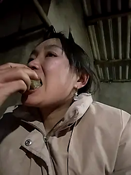 lia-coy online show from 5, 2, 2026