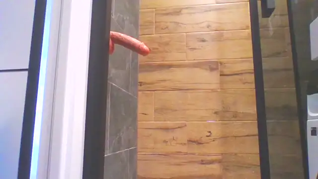 Fem Kira online show from 13, 4, 2026