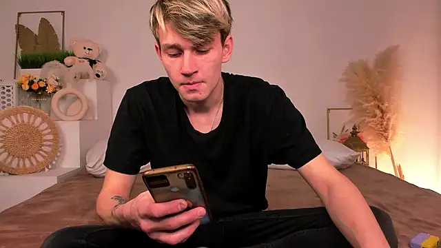 Volan Starts online show from 7, 3, 2026