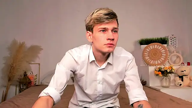 Volan Starts online show from 4, 2, 2026