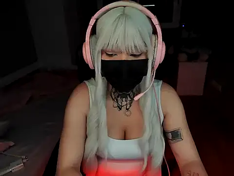Snapshot of Lucyiy_ chatting on 16, 6, 2026 Lucyiy online show from 16, 6, 2026