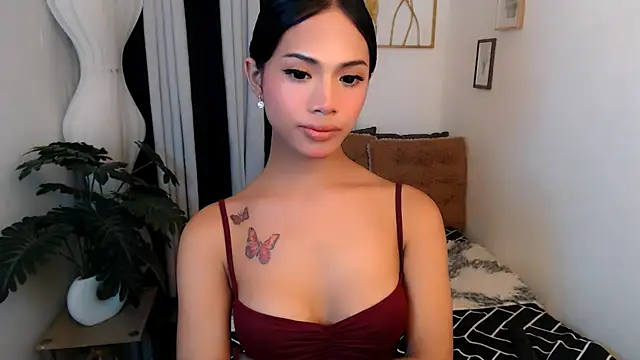 PrettyChloe Ts online show from 14, 6, 2026