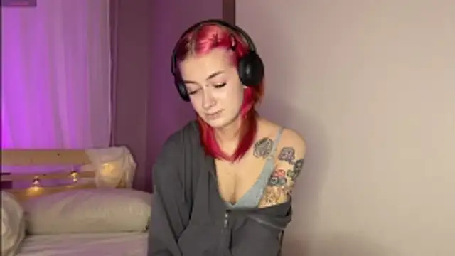 Dina Cams online show from 2, 2, 2026