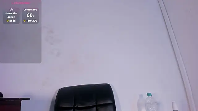 Snapshot of naughtylizeth_ chatting on 18, 4, 2026 naughtylizeth online show from 18, 4, 2026