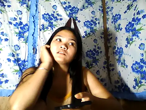 PinaySkinnyJust18 online show from 11, 4, 2026