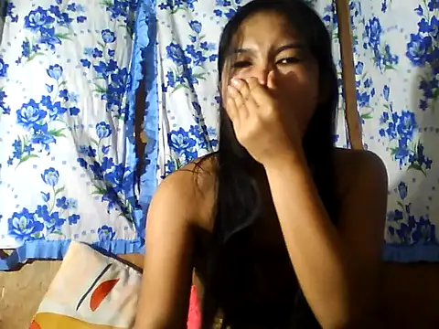 Snapshot of PinaySkinnyJust18 chatting on 1, 7, 2026 PinaySkinnyJust18 online show from 1, 7, 2026