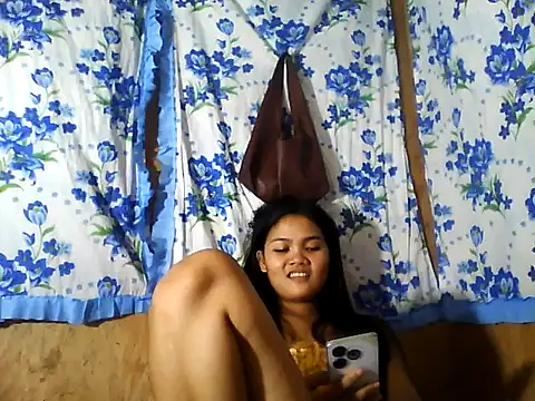 Snapshot of PinaySkinnyJust18 chatting on 27, 6, 2026 PinaySkinnyJust18 online show from 27, 6, 2026