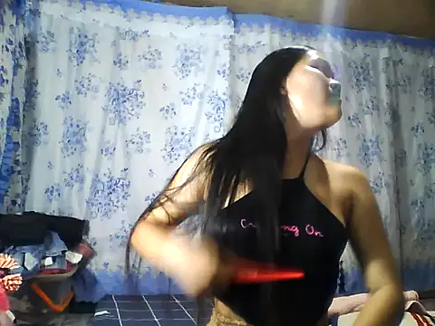 PinaySkinnyJust18 online show from 25, 3, 2026