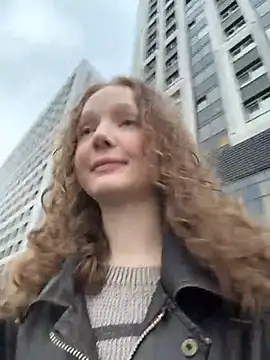 outside rosy online show from 4, 4, 2026