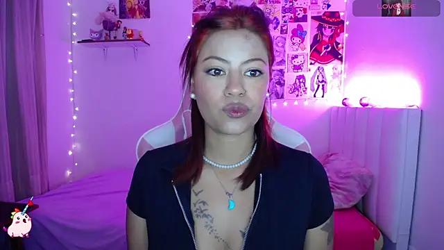 Snapshot of Danna_Soffia chatting on 4, 8, 2026 Danna Soffia online show from 4, 8, 2026