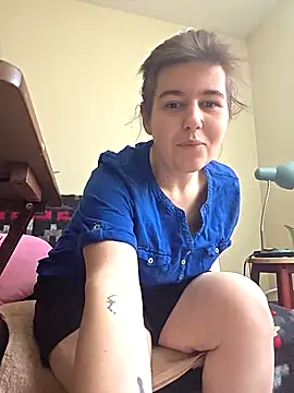 Ashlovescannabis online show from 9, 3, 2026