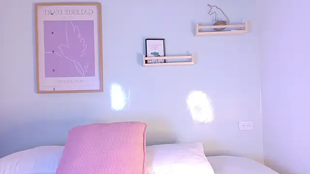 AmmyRouse   online show from 8, 3, 2026