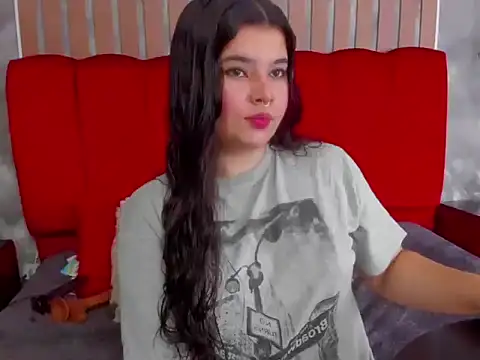 Snapshot of SalomeEvanz chatting on 13, 5, 2026 SalomeEvanz online show from 13, 5, 2026