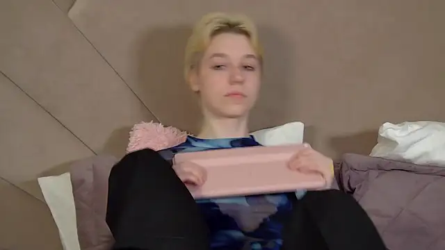 AgataGate online show from 22, 4, 2026