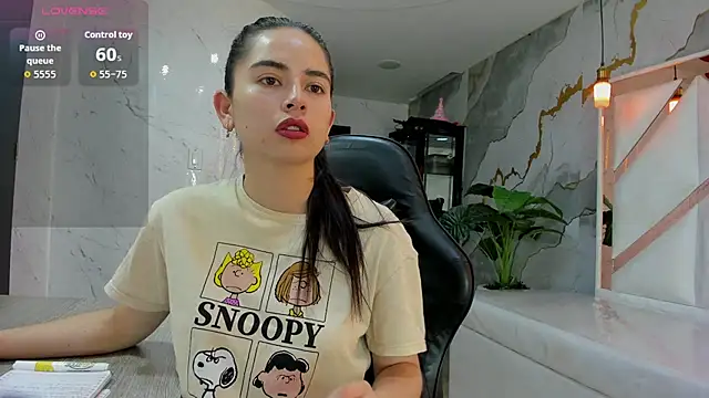 Qetsyah tf online show from 19, 4, 2026