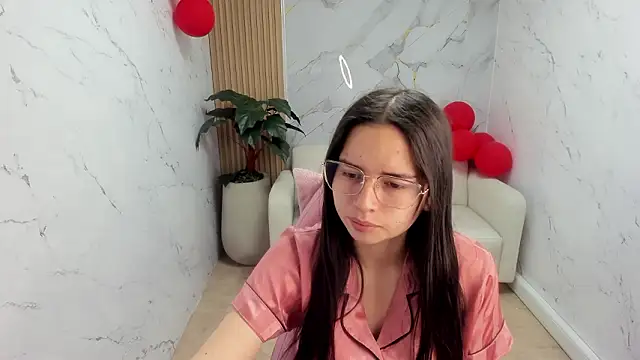 Qetsyah tf online show from 22, 2, 2026